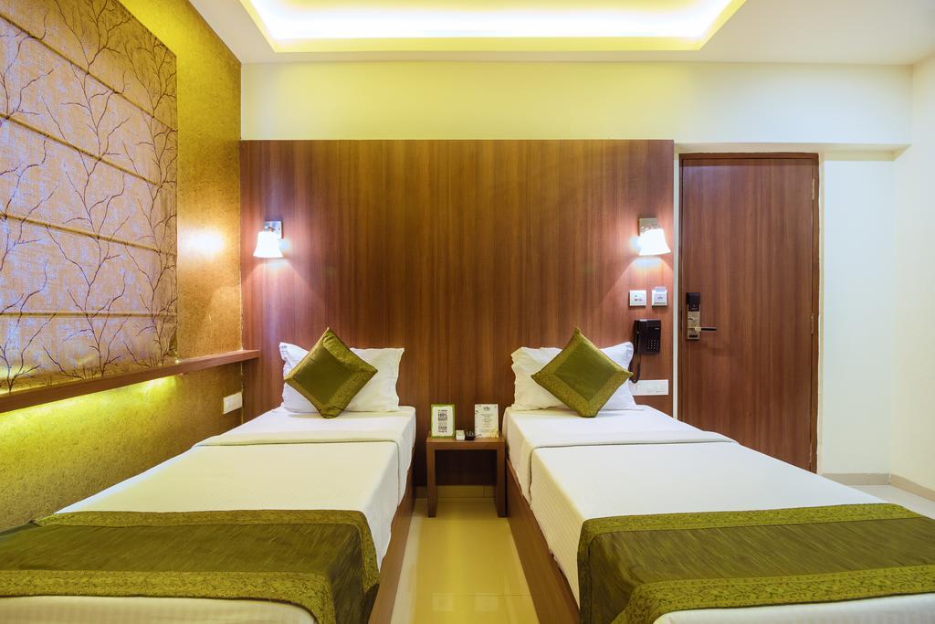 Itsy Hotels Arastu Inn Hyderabad Eksteriør bilde