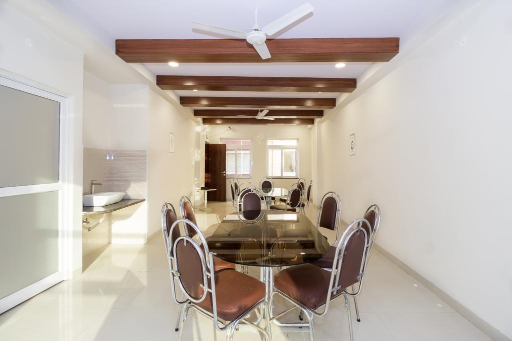 Itsy Hotels Arastu Inn Hyderabad Eksteriør bilde